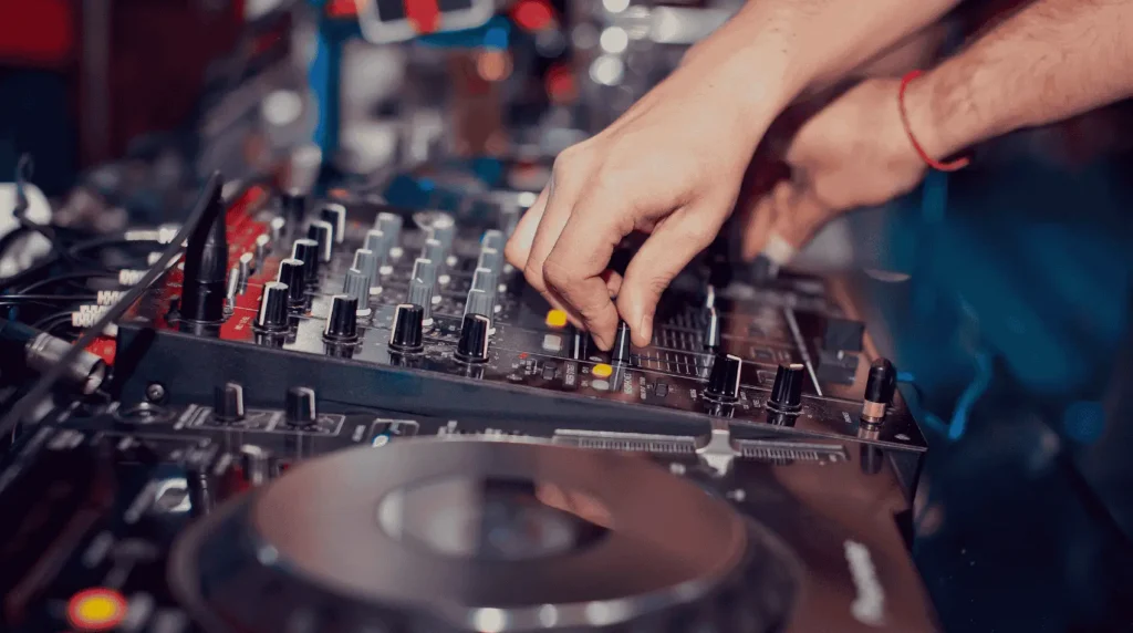 Why XLR Output Bluetooth Audio Is a Must Have for Professionals