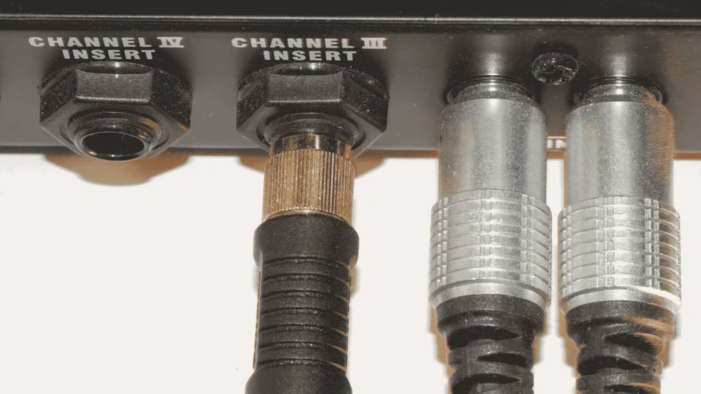 how to connect bluetooth device to amplifier